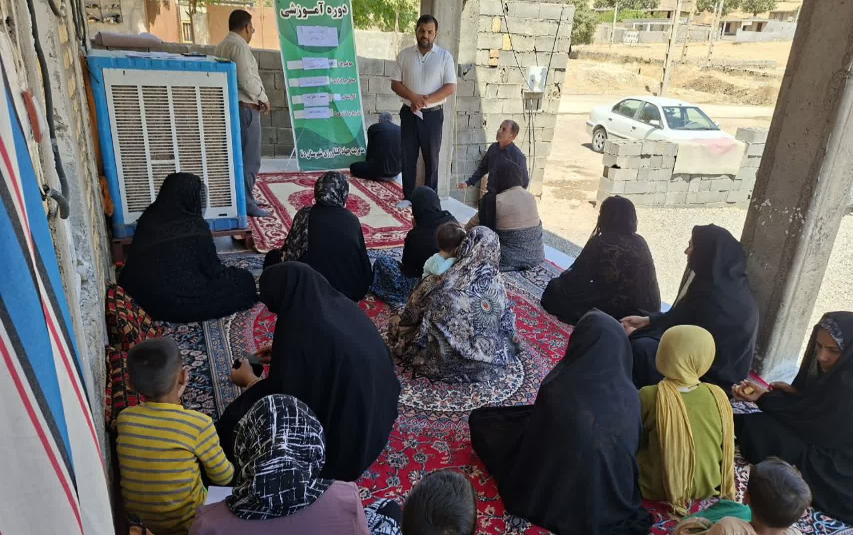ترویج فرهنگ بیمه میان بانوان روستایی دنا؛ گامی در مسیر توسعه پایداری کشاورزی